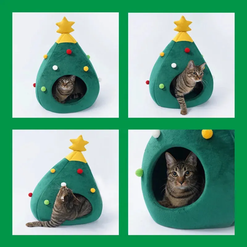 Cozy Christmas Themed Pet Bed for Cats and Dogs