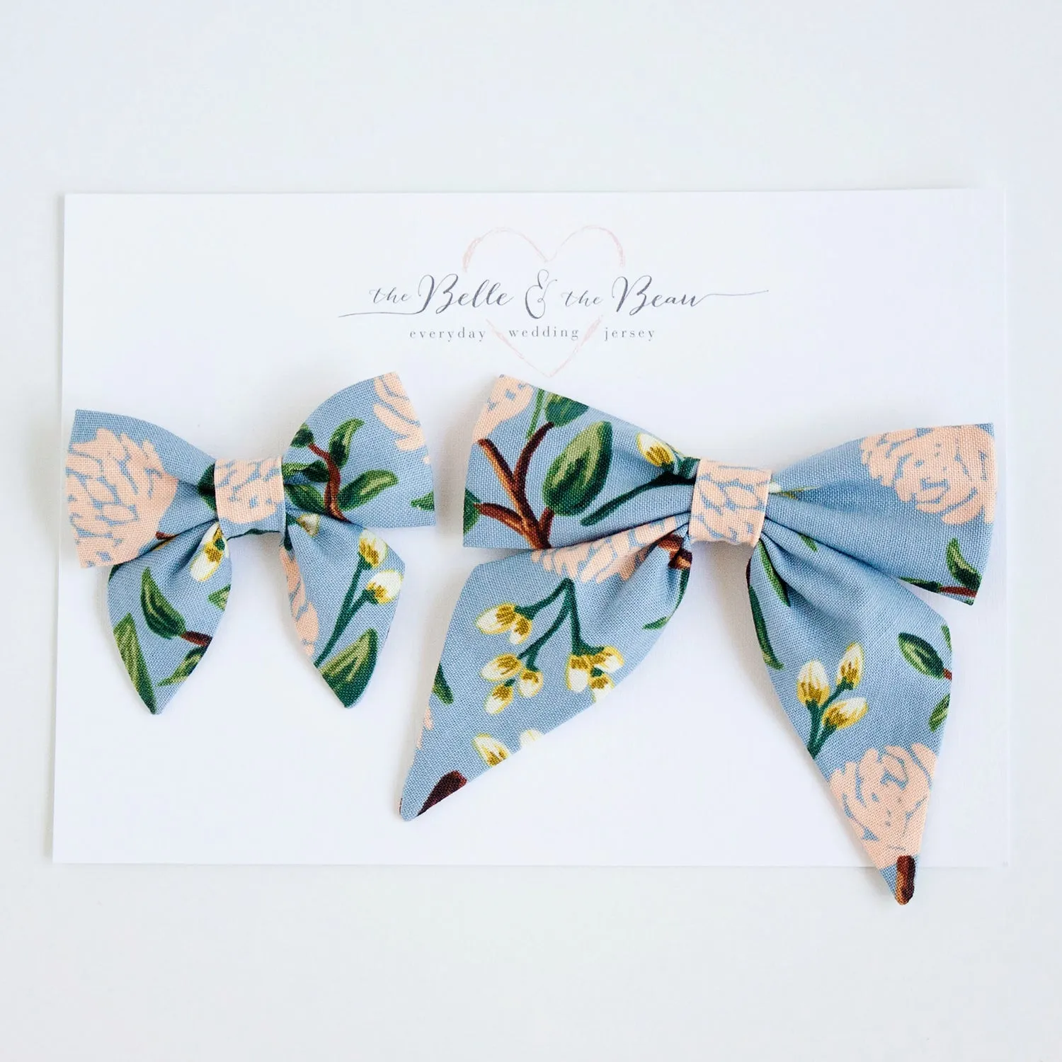 Men's Pre-Tied Bow Tie / Peonies In Dusty Blue